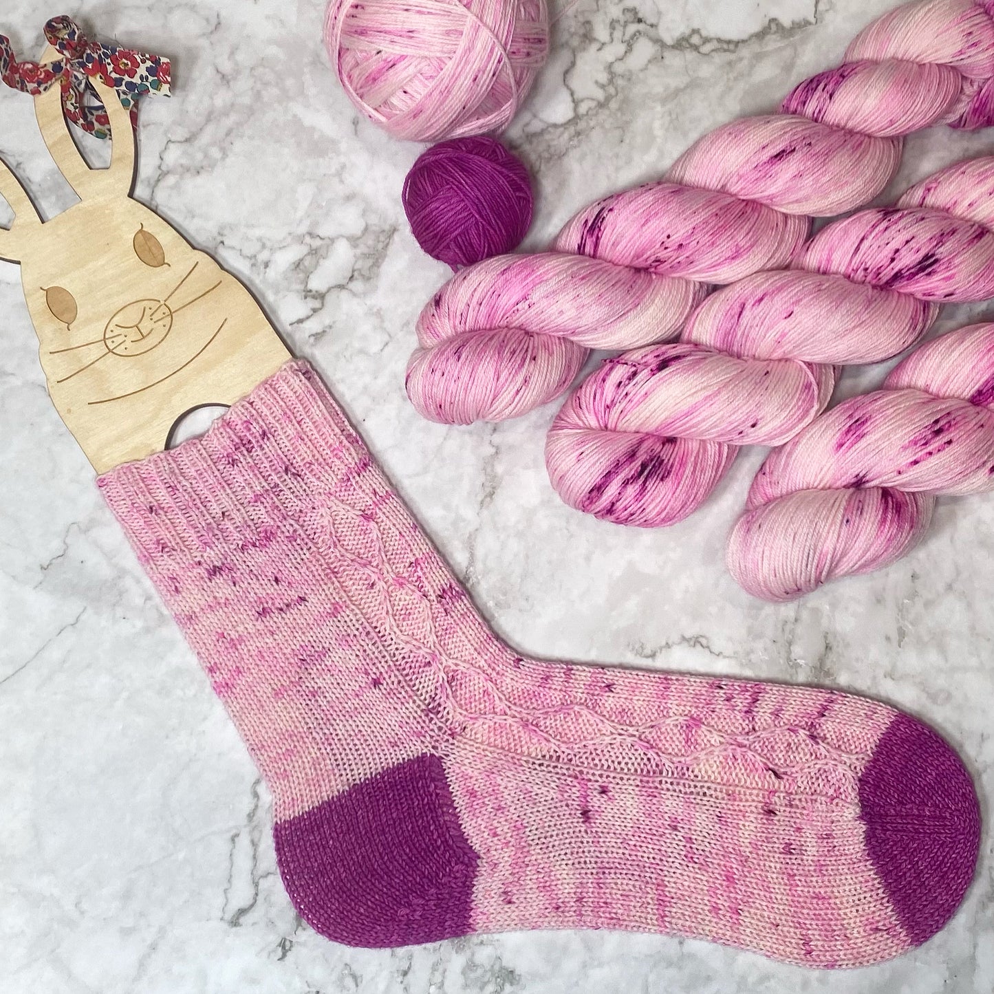 Miss March- Beth Socks Pattern PDF Download