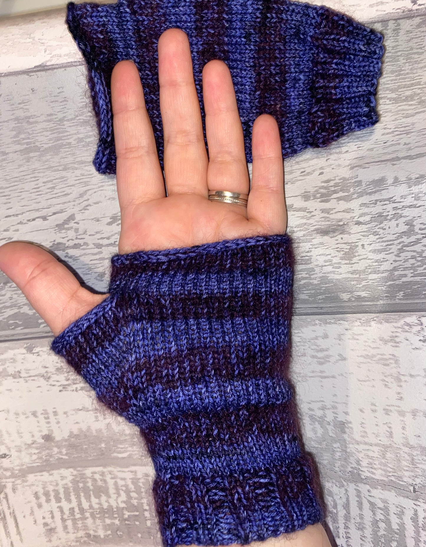 Warm Paws Mitts Pattern PDF Download