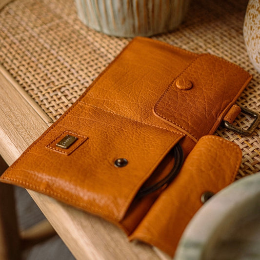 MUUD Carita Page H- Whisky