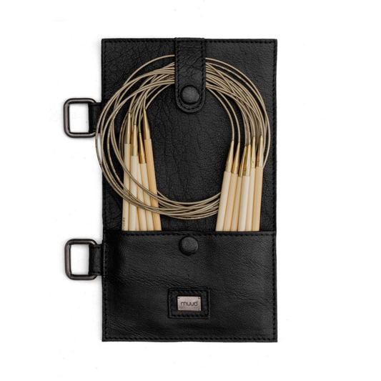 MUUD Carita Page A- Black